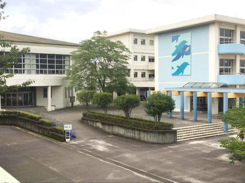 別府中央小学校(約750ｍ/徒歩10分)