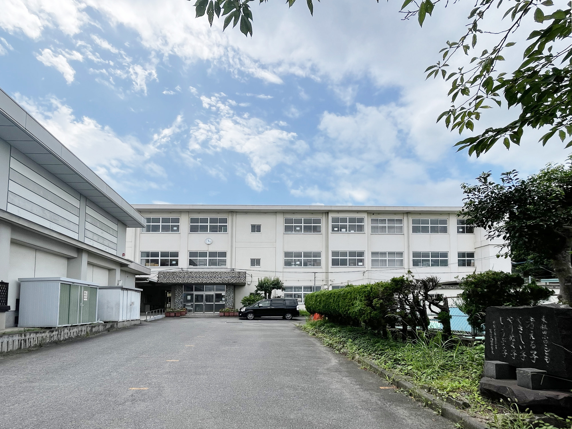 東稙田小学校(約500ｍ/徒歩7分)