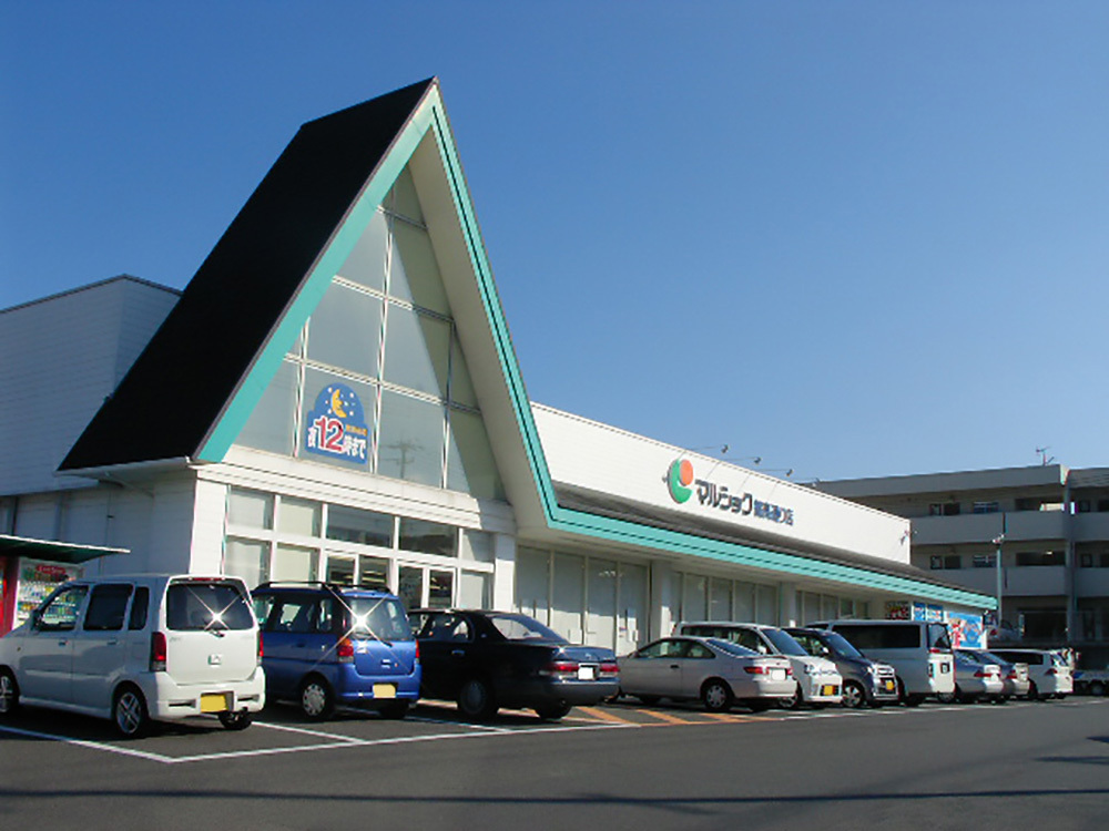 マルショク鶴高通り店（約700ｍ/徒歩9分）