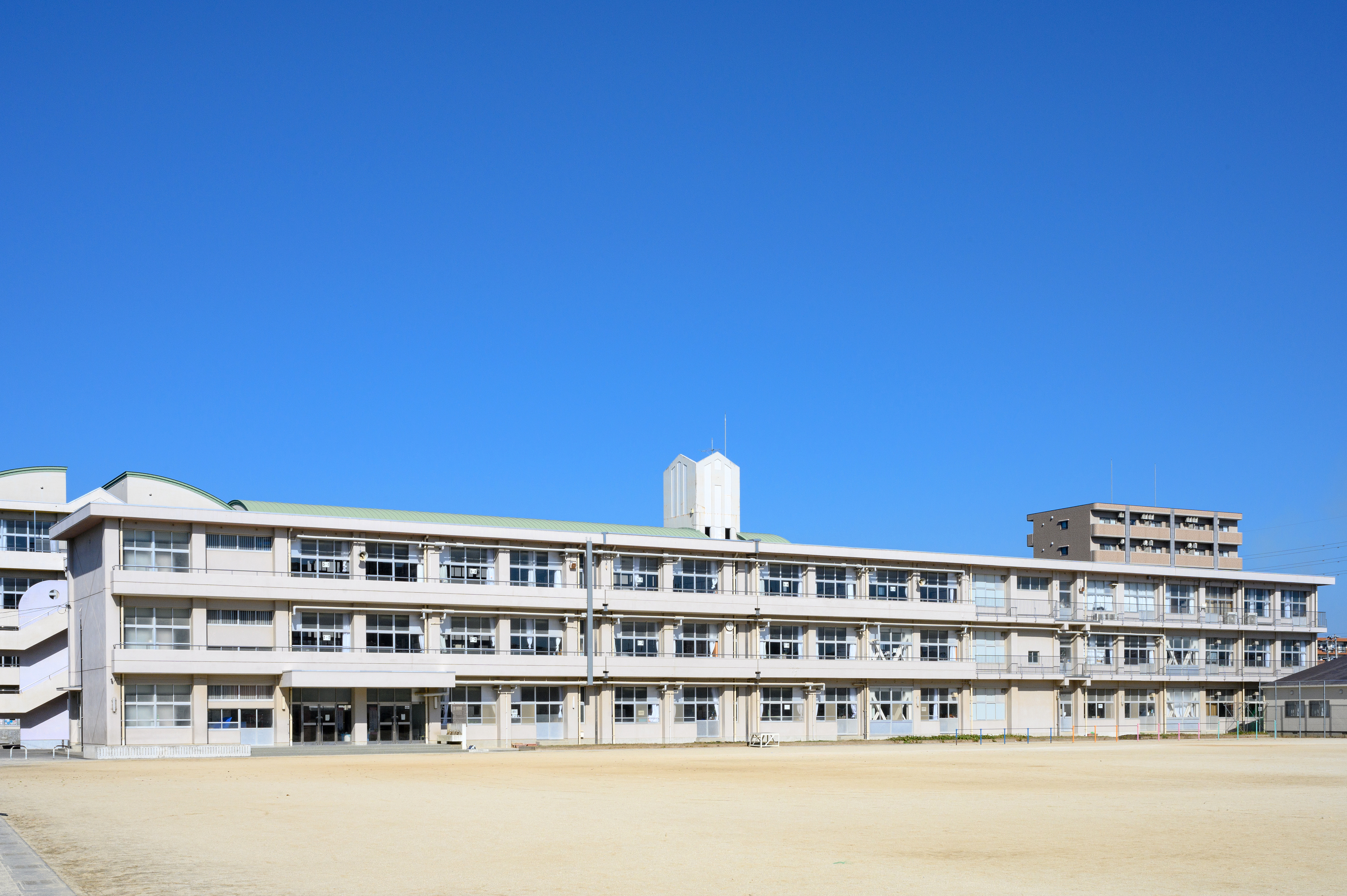 大分市立豊府小学校　約1140ｍ/徒歩15分