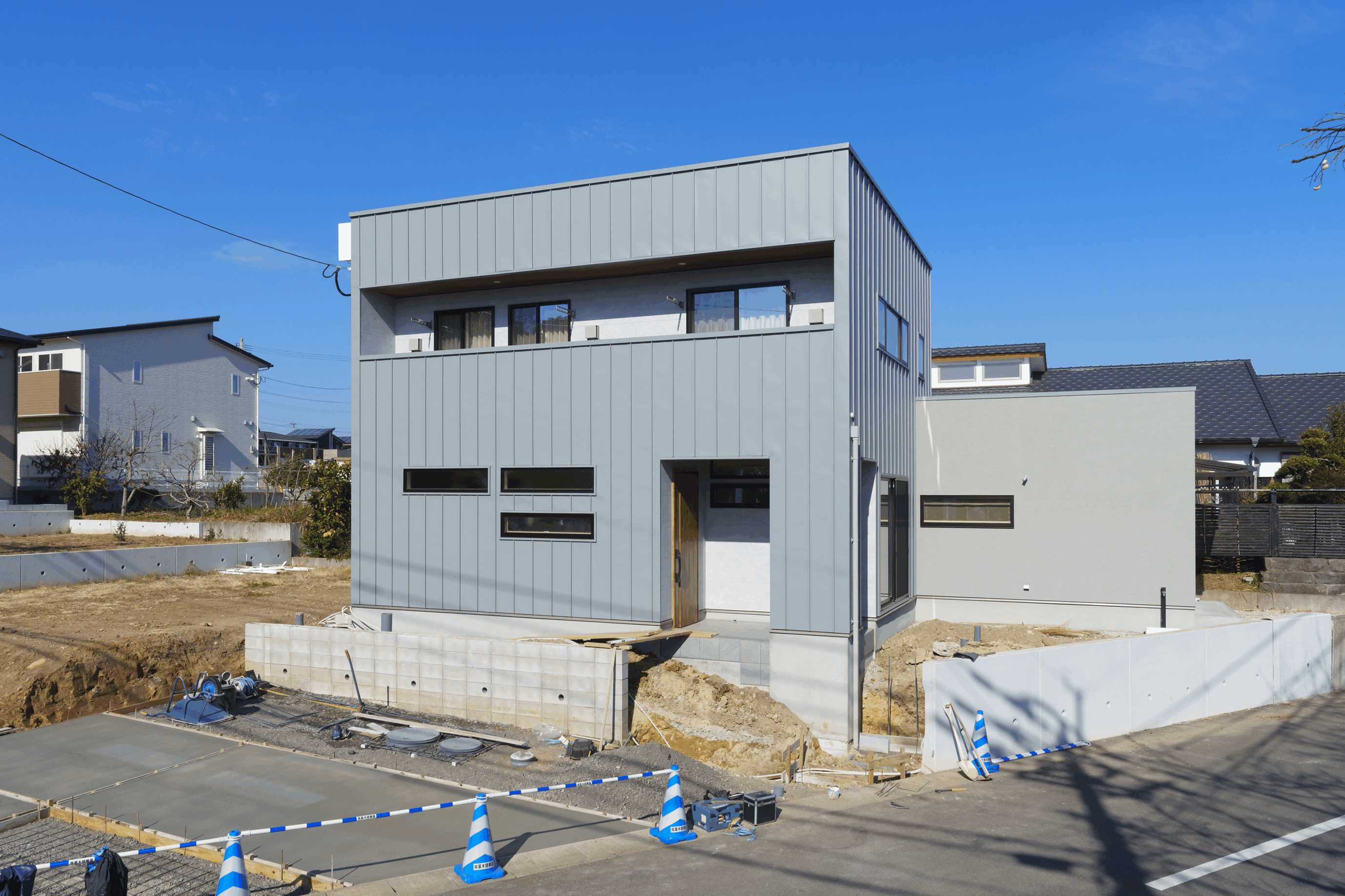 おしゃれな外観が印象的な2世帯住宅