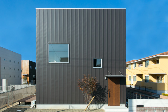 ZERO-CUBE+SKY BALCONY