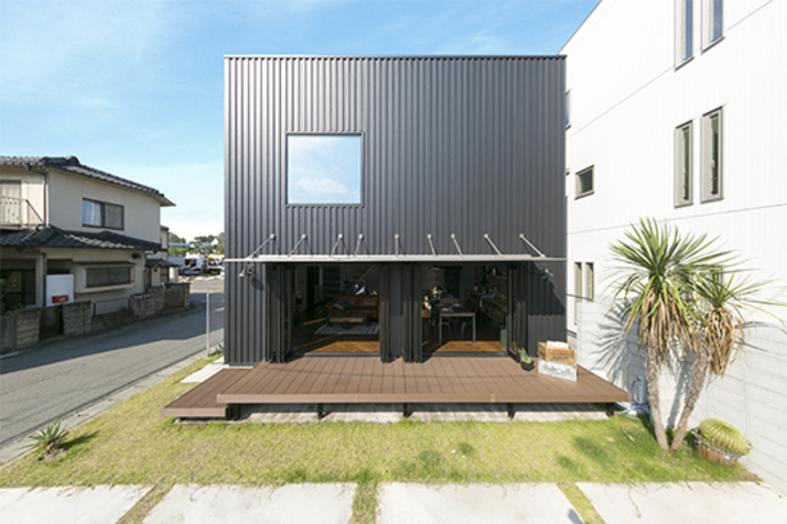ZERO-CUBE WAREHOUSE