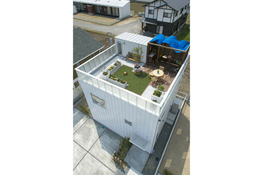 ZERO-CUBE +SKY BALCONY+LOHAS バルコニー+ロハス