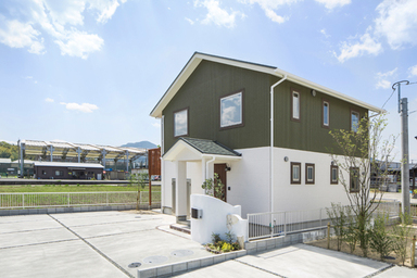 HYVA AND STYLE 外観2