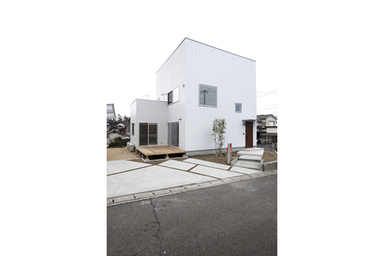 ZERO-CUBE + BOX SKY BALCONY外観3