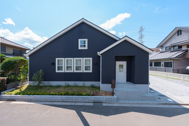 日常が少し特別になる。木のぬくもりと、心地よさに包まれる暮らし