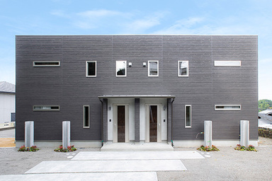 それぞれのペースで暮らしを楽しむ快適性能の二世帯住宅 外観