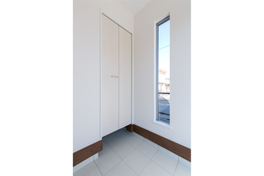 ZERO-CUBE+SKY BALCONY 玄関2