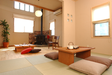 コートハウススタイルの住まい、シエスタ(SIESTA)。和室