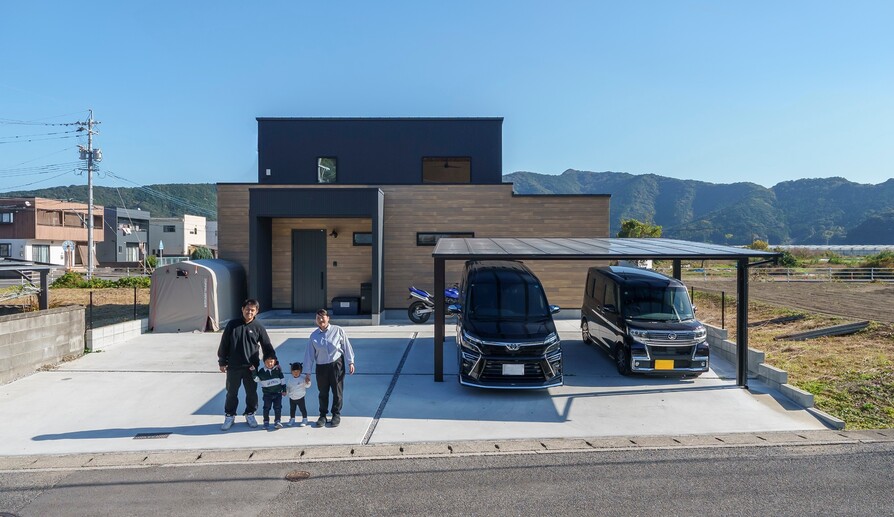 ゼロキューブをベースにカスタムした、共働き家族の「1階完結動線」の暮らし。