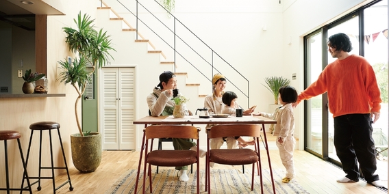 どこにいても、何をしていても、家族や仲間とのつながりを。