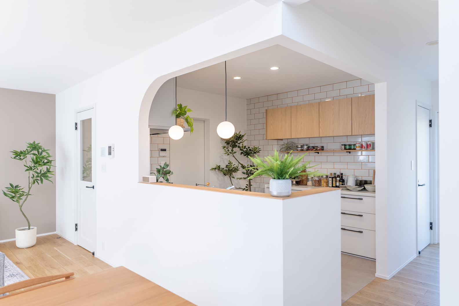 大石町Ⅱ5号地　R加工のキッチン