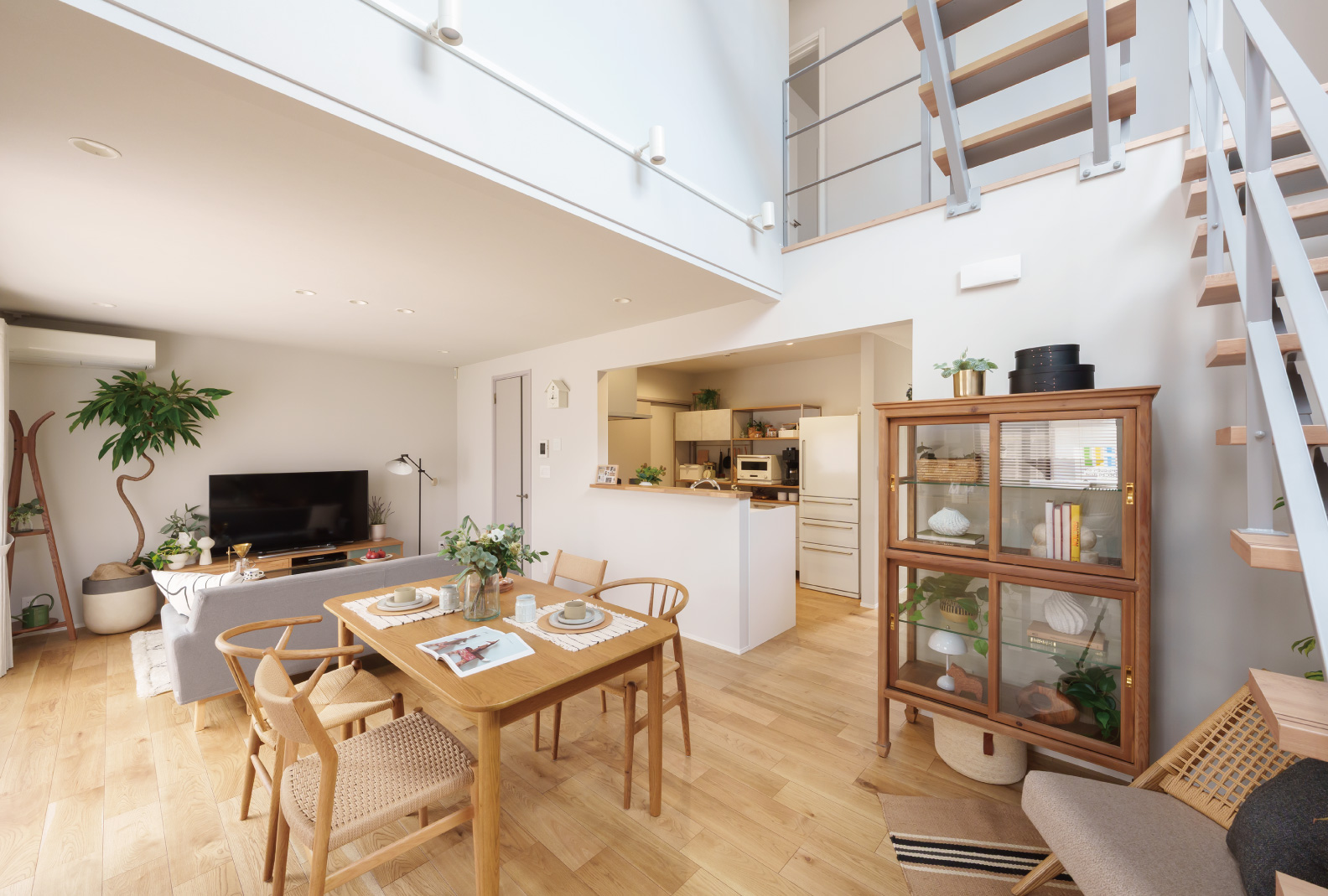 抜けのある明るいLDK