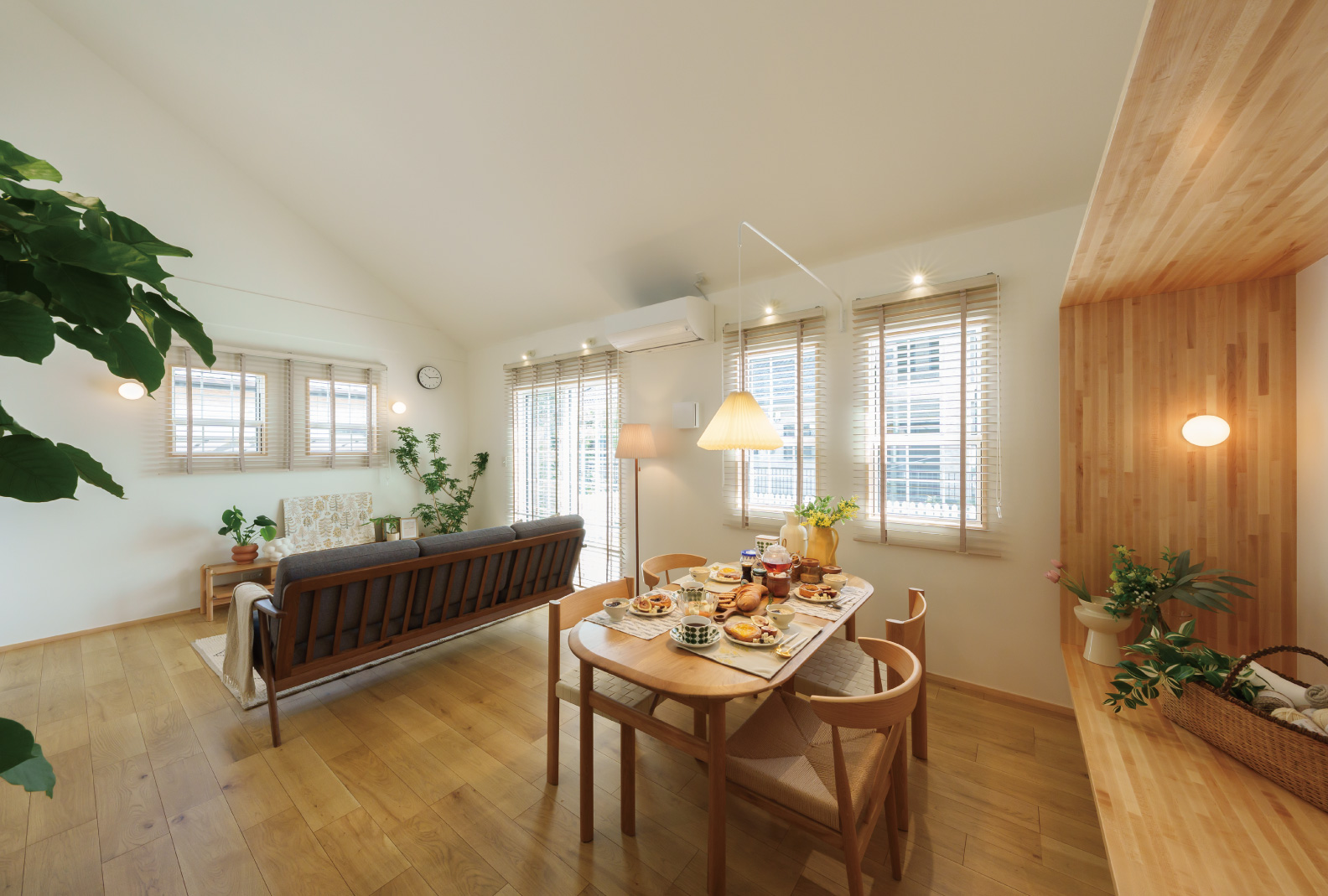 平屋のダイニングリビング